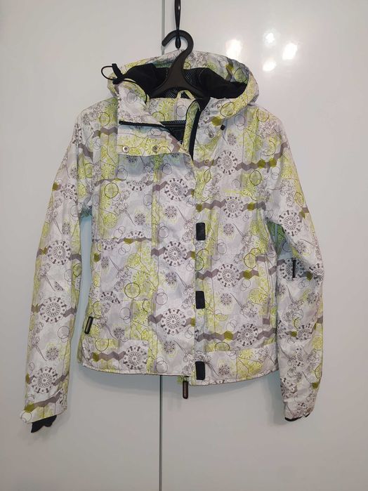 Куртка горнолыжная