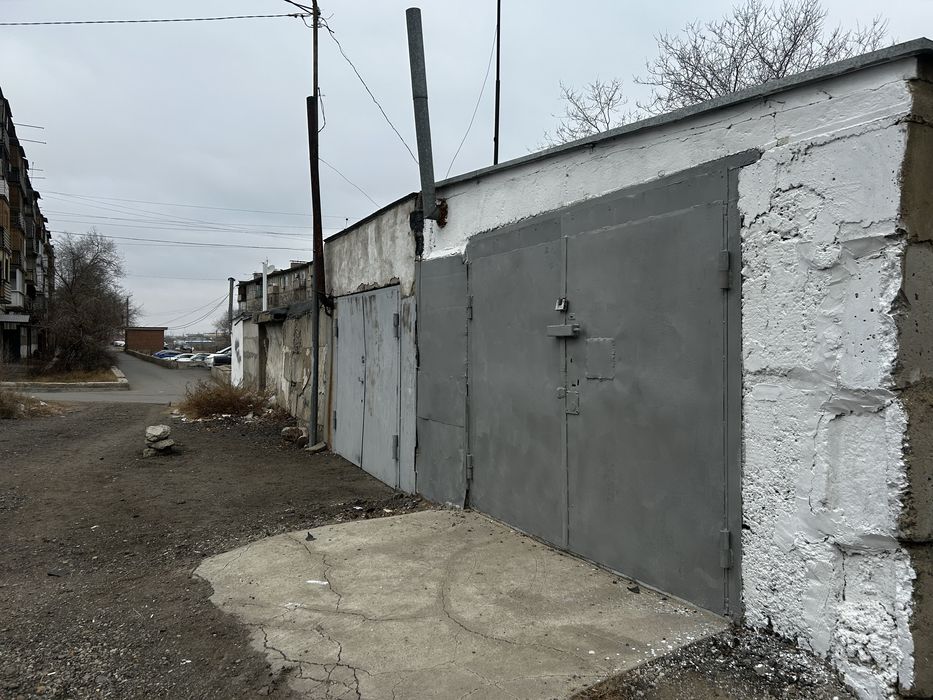 Продается гараж, блочный, в центре города