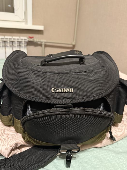 Продам фотоапарат Canon EOS 600D