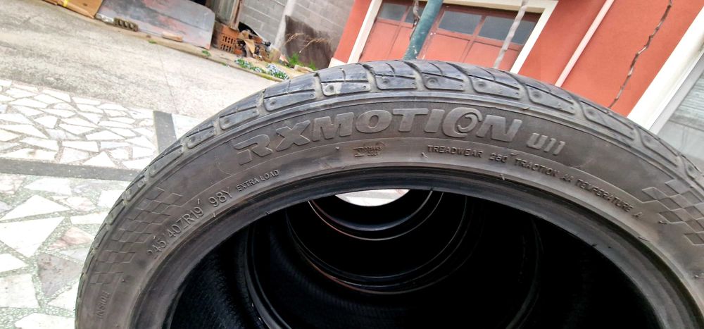 Гуми спорт пакет 245/40R19" и 275/35R19"