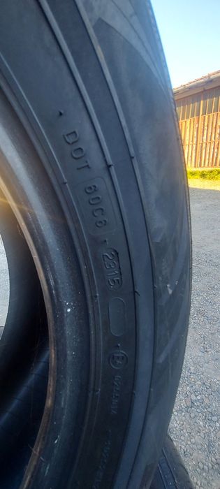 4 cauciucuri de iarna 235 55 r17 nokian