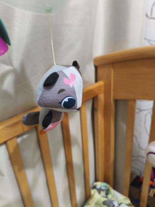 Музикална играчка за легло