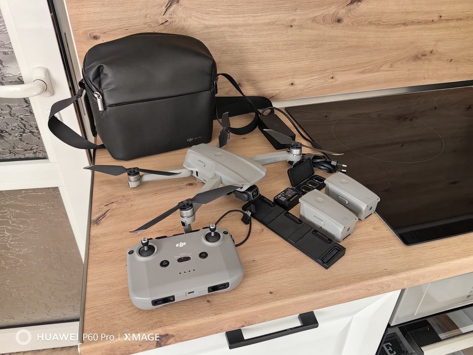 Дрон DJI MAVIC AIR 2 Fly More Combo