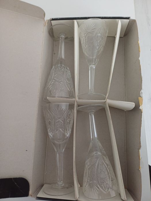 Хрустальные фужеры недорого