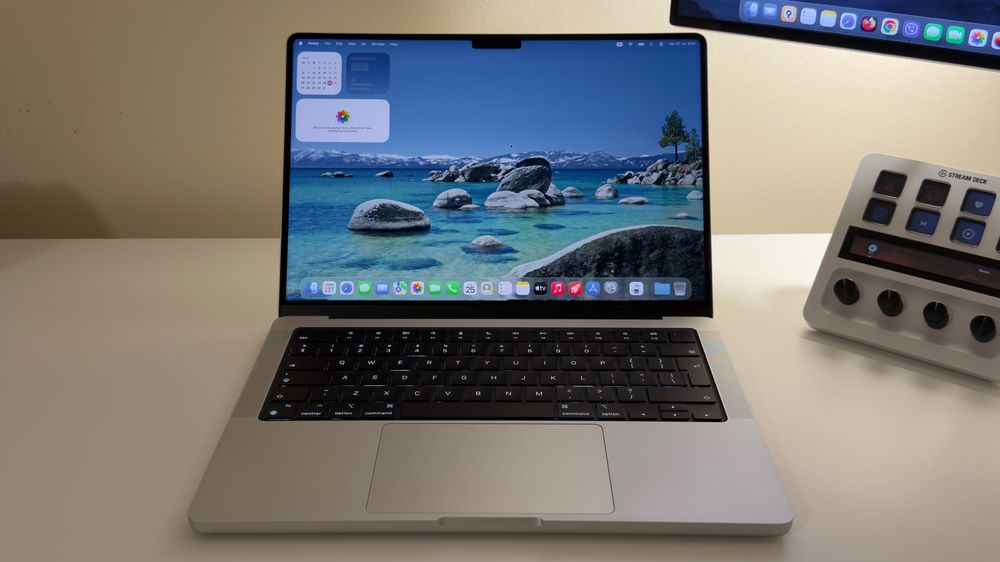 MacBook Pro 14" M3 Pro • 18GB RAM • 512GB SSD • 97% Battery • Пълен комплект — миниатюра 2
