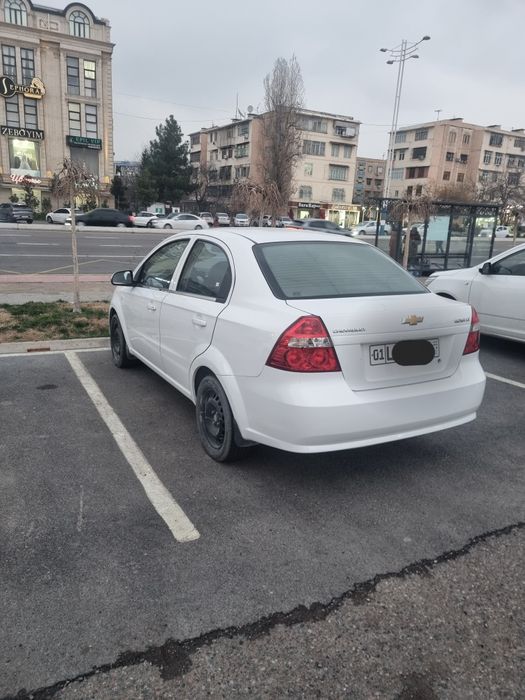 Nexia 3  2 paz metan gaz bor arenda yoki naht