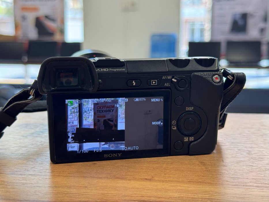 SONY Nex-7 Комплектация: полная