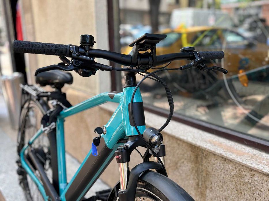 Vând bicicletă electrică: Econic One Urban