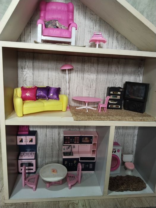 Продам деревянный домик