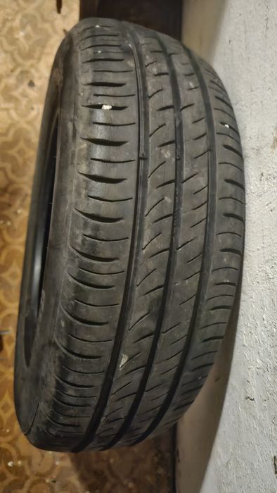 Летни гуми 175/65 R14 82T добро състояние