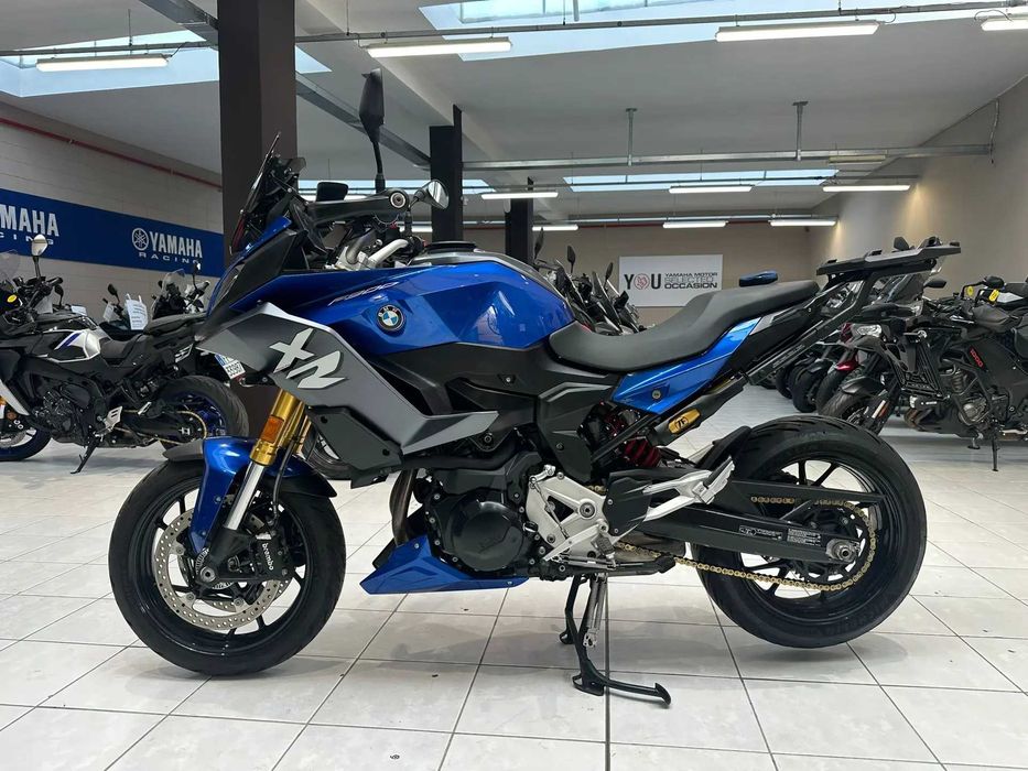Motocicleta BMW F 900 XR