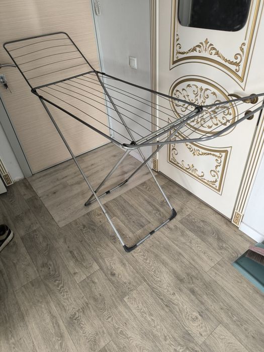 Сушилка напольная б/у в хорошем рабочем состоянии