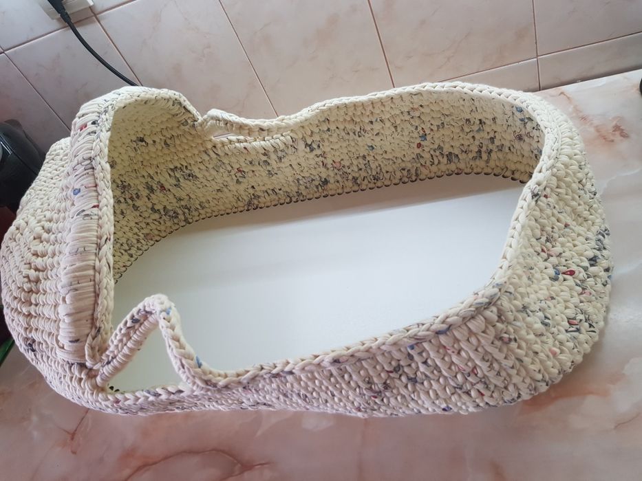 Плетен бебешки кош / Мойсеева кошница