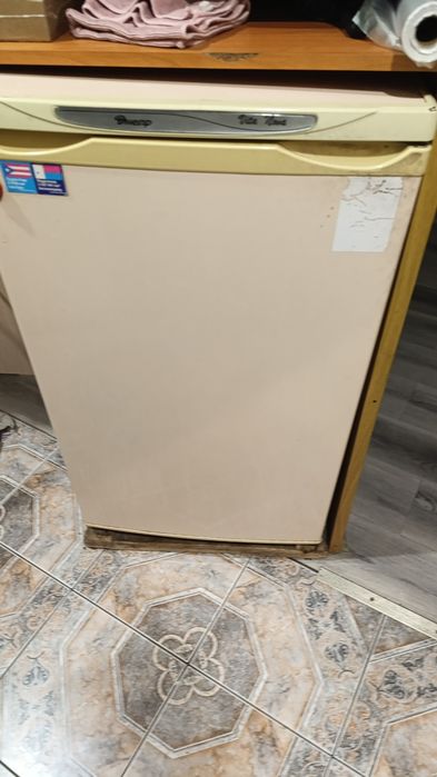 Продам холодильник