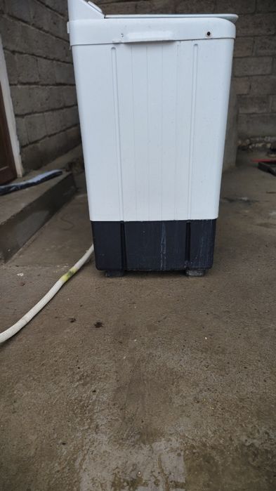 Polavtamat Kir yuvadigan moshina