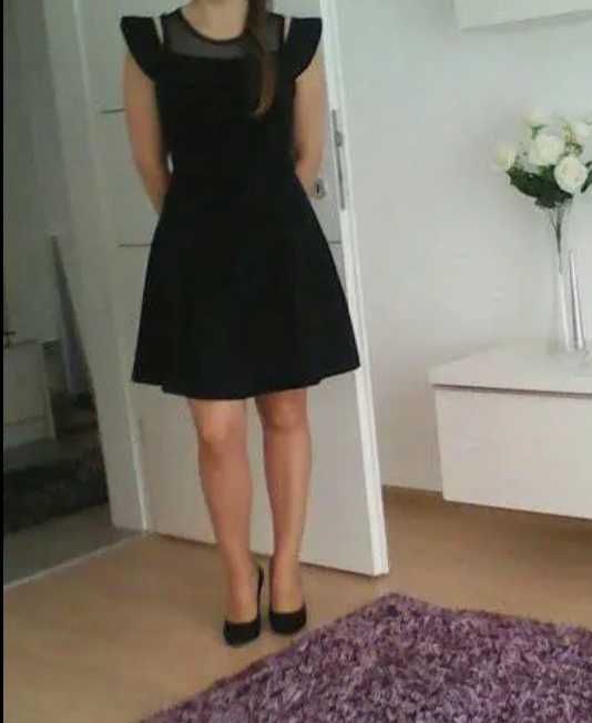 Rochița eleganta ,mărimea S, bleumarin,pentru zi sau ocazie