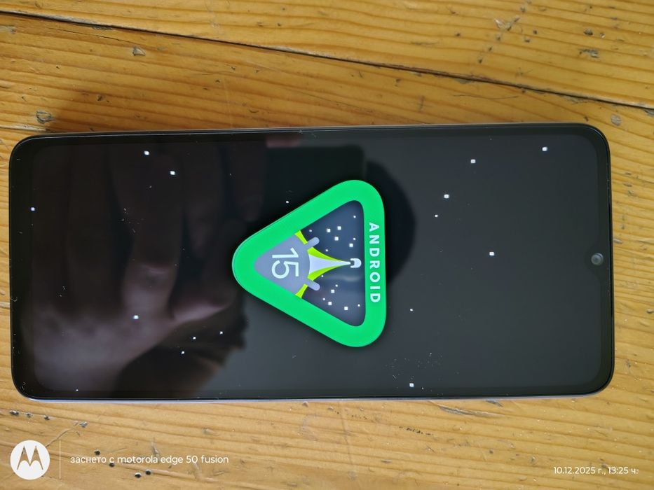 Здравейте продавам телефон redmi a3