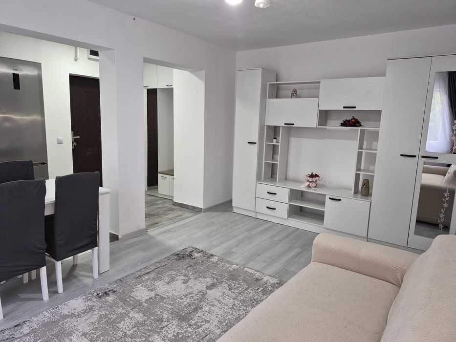 Chirie apartament cu 2 camere