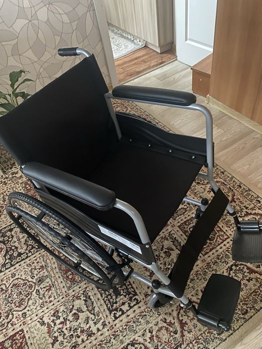 Инвалидная коляска