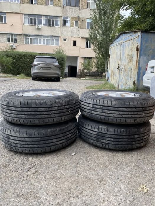 Диски с новыми шинами