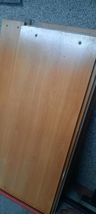 Продам парты школьные