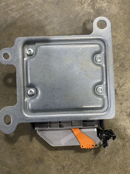 Централна конзола, километраж и др Dacia Dokker