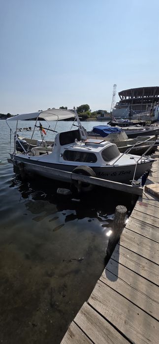 Barcă cu motor 60cp Mayland de vanzare