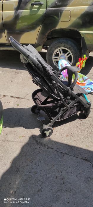 Продам коляску детскую и шезлонг