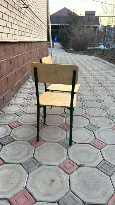 Детские стулья