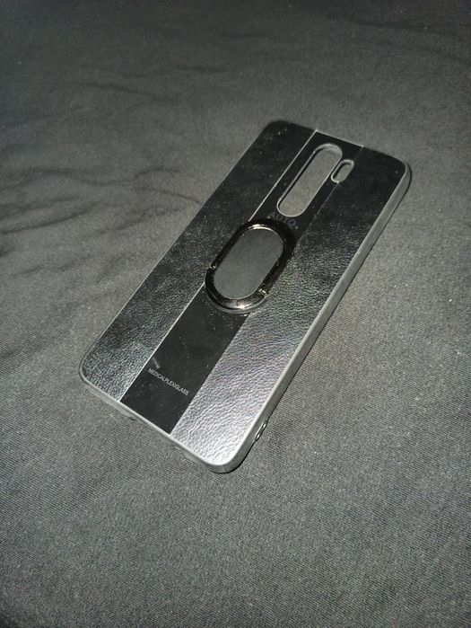 Продам чехлы на смартфоны