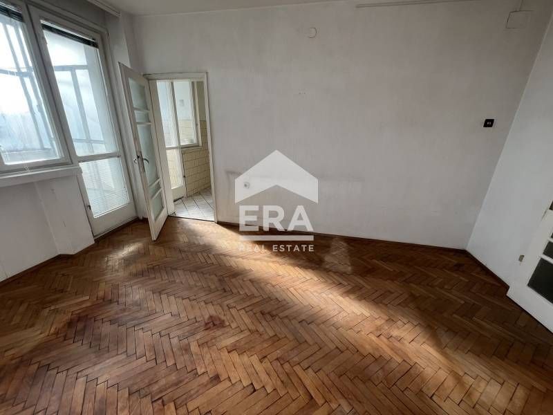 Продава се Двустаен апартамент в Варна, Чайка - 61 кв.м за 1547 €/кв.м - Снимка #2