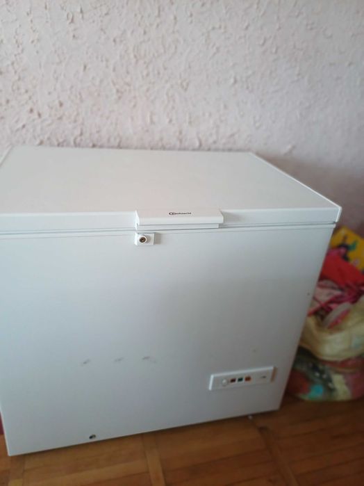 Lada frigorifeca
