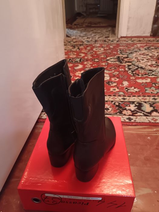 Осенние, зимние ботинки сапоги.