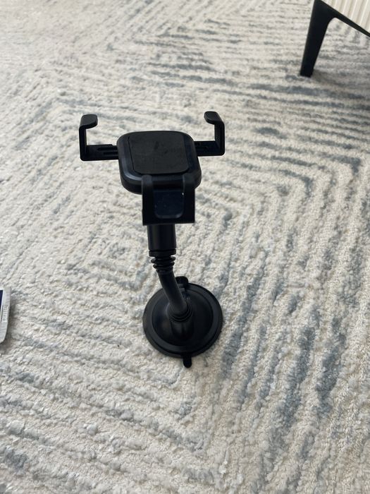 Держатель телефона на авто