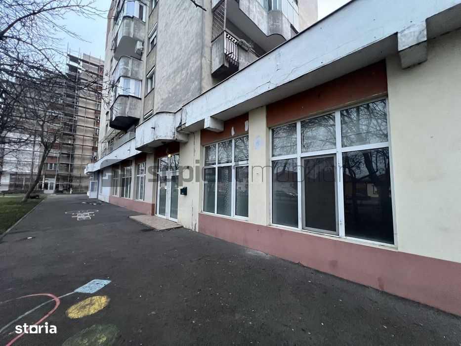 Spațiu comercial _ Bd. Dimitrie Cantemir, Oradea