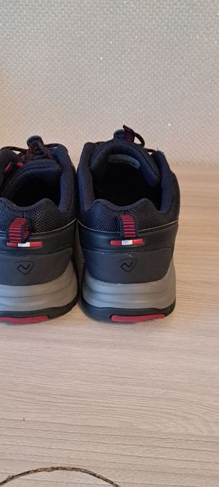 Кросовки на мальчика