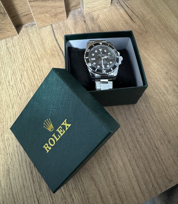 Ceas Oyster Perpetual Date Submariner 41mm