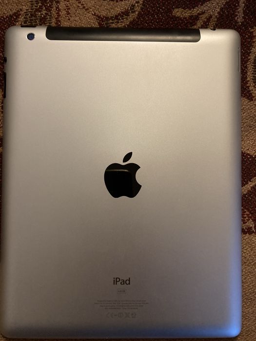 IPad 3 64gb  Wi-Fi Cellular.Обмен