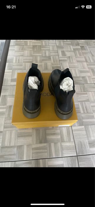 Vand cizme de fete din piele naturala cu elastic pana la glezna noi