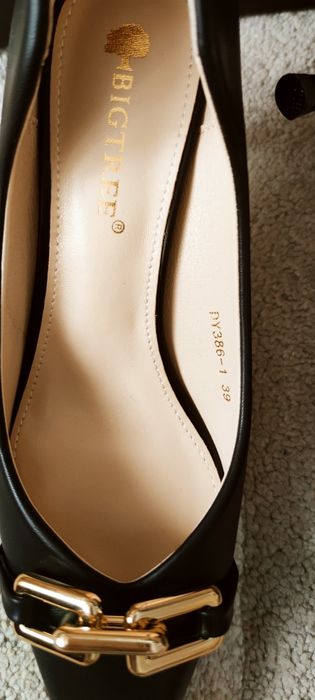 Pantofi eleganți, negri, cu toc subțire, mediu,