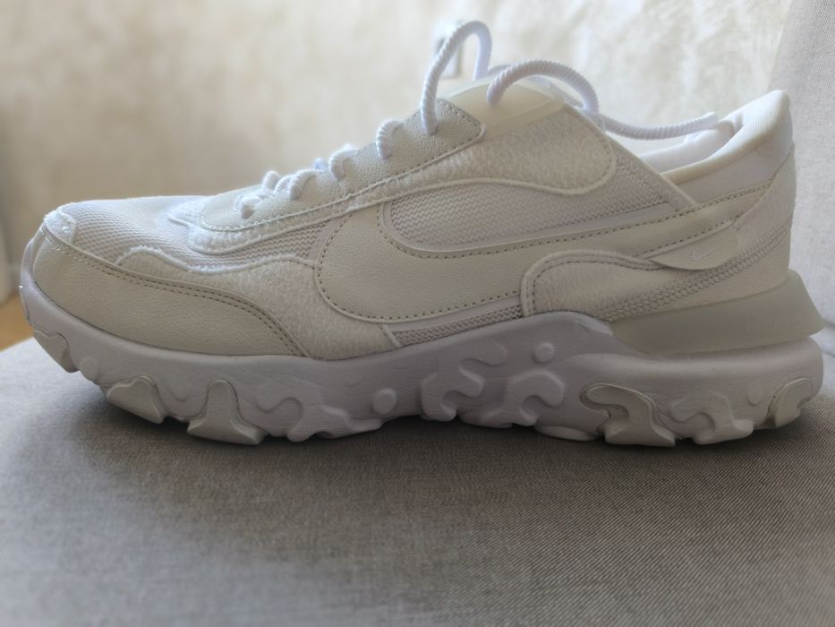 Бели Маратонки Nike