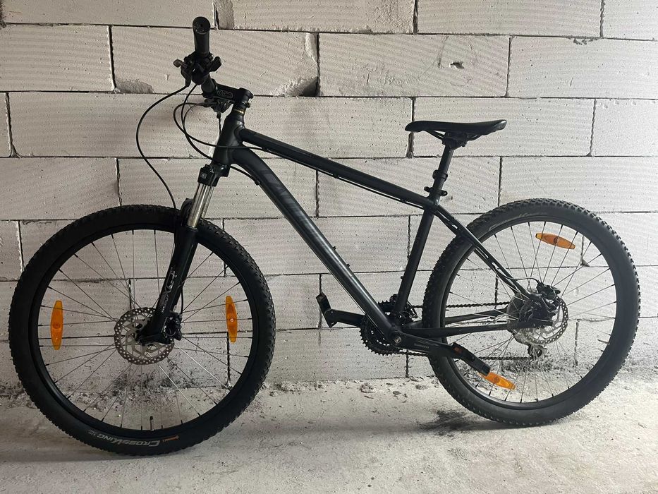 Vând bicicletă Cannondale