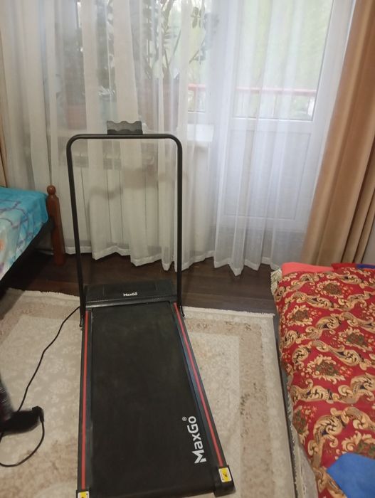 Продам беговую дорожку