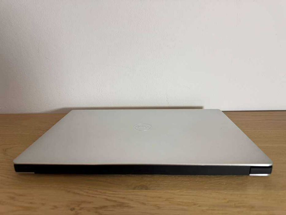 Laptop DELL XPS 15 7590 I7-9750H 16GB RAM 512GB SSD 97WHr