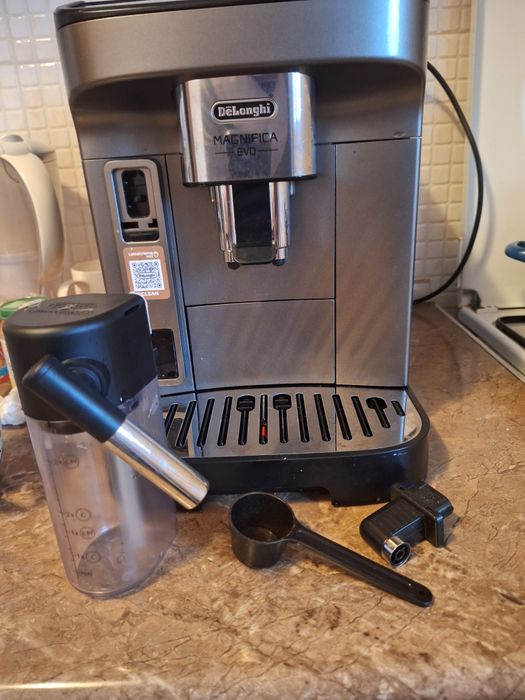 Espressor automat DELONGHI Magnifica Evo ECAM290.81.TB, 1.8l, 1450W, 15 bar, argintiu inchis-negru