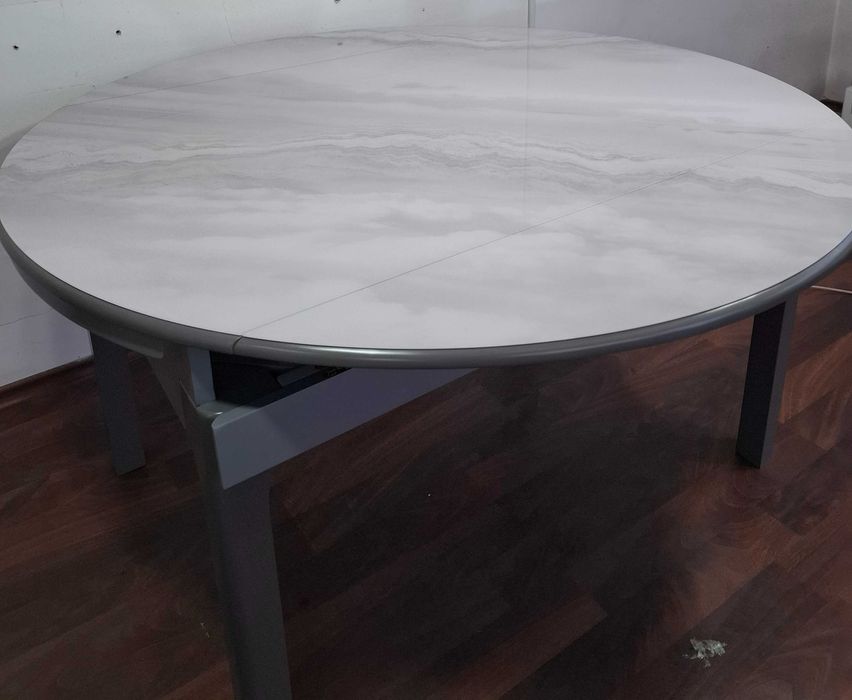 Masa MARMURA Alba cu insertii gri in valuri 135x85->135x135