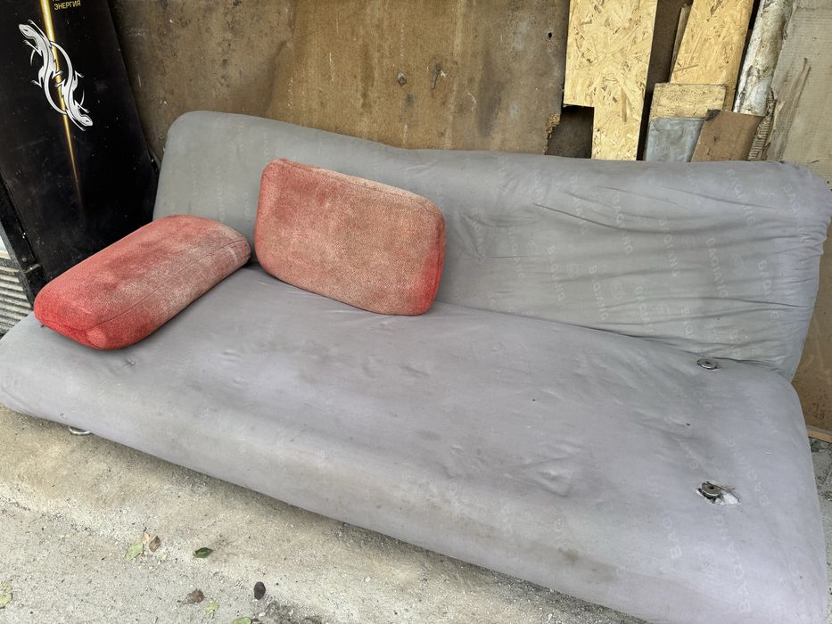 Продам диван раскладной книжкой