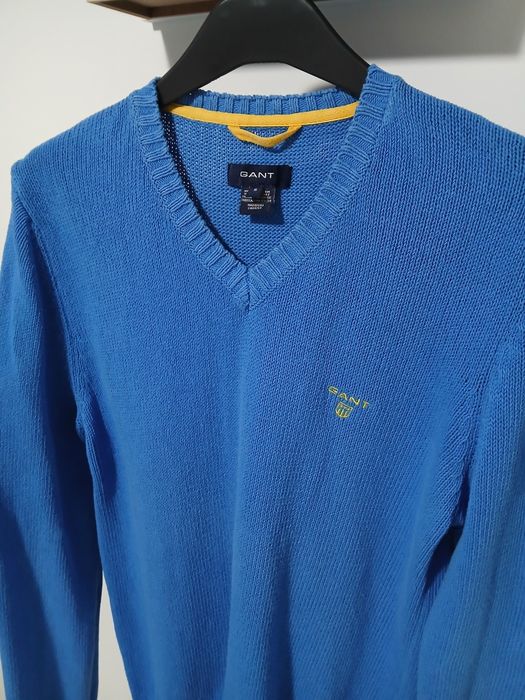 Pulover GANT pt barbati  S original.