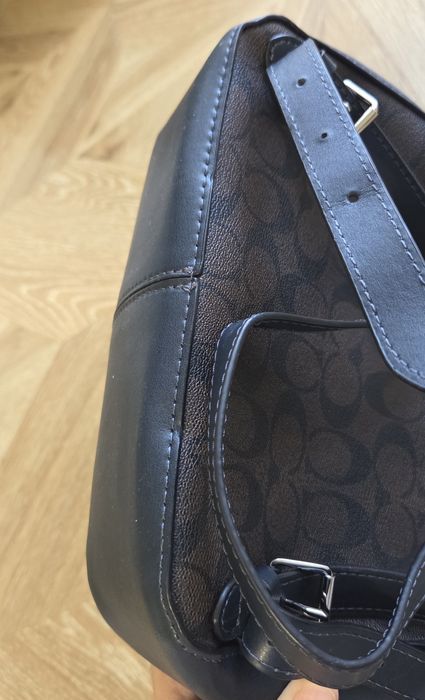 Женский кожаный рюкзак Coach