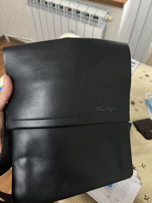 Продам 3 барсетки